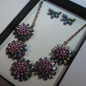 NIB Purple Blue Rhinestone Flower Necklace Set